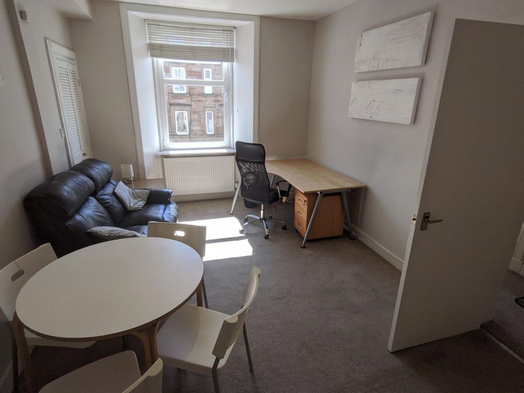 Property photo 2 of 7 Photo 2