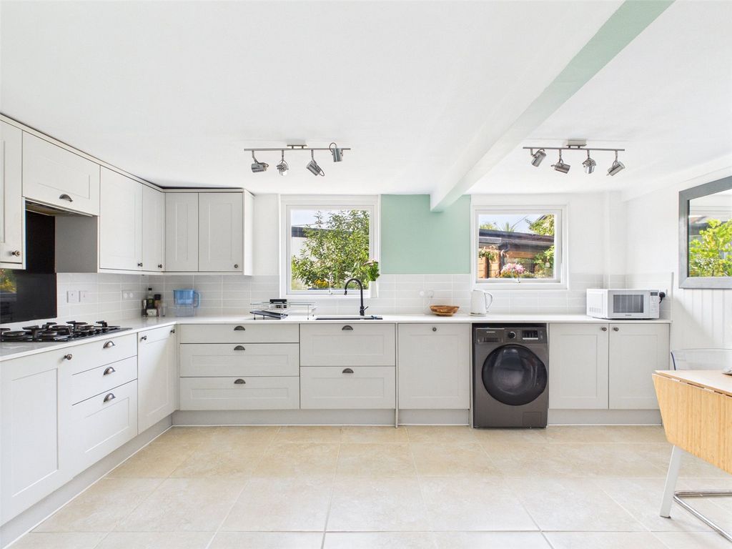 Property photo 3 of 17 Picture No. 03