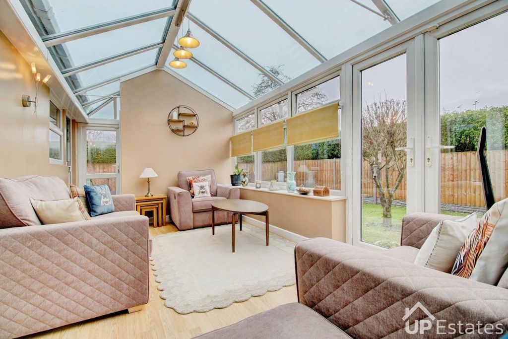 Property photo 3 of 26