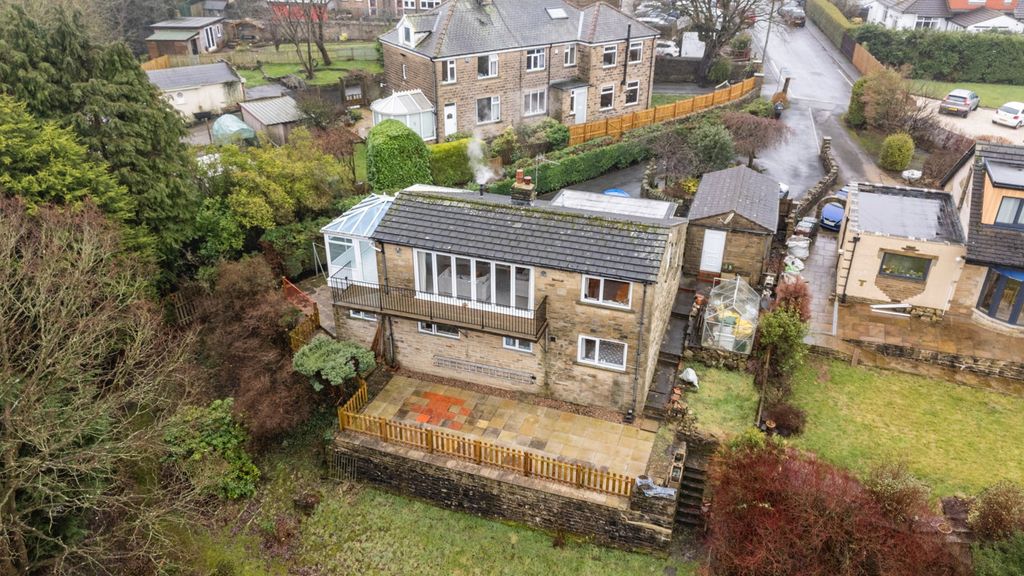 Property photo 1 of 34