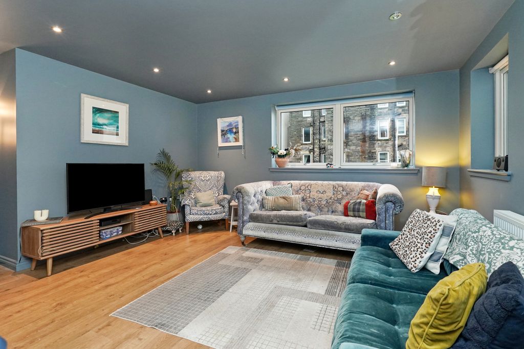 Property photo 2 of 16 Property Image 3