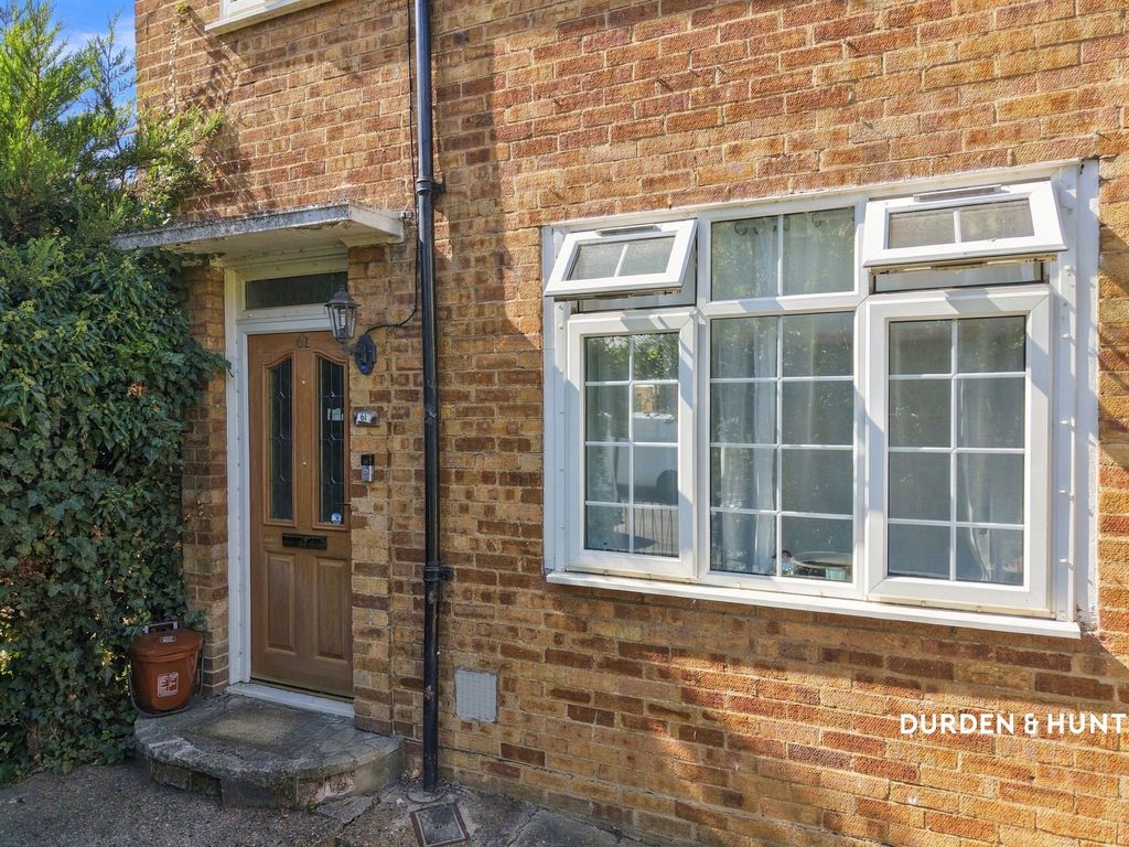 Property photo 2 of 18