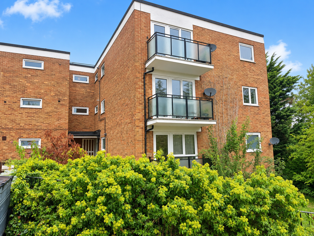 Property photo 1 of 13 Clarendon Court
