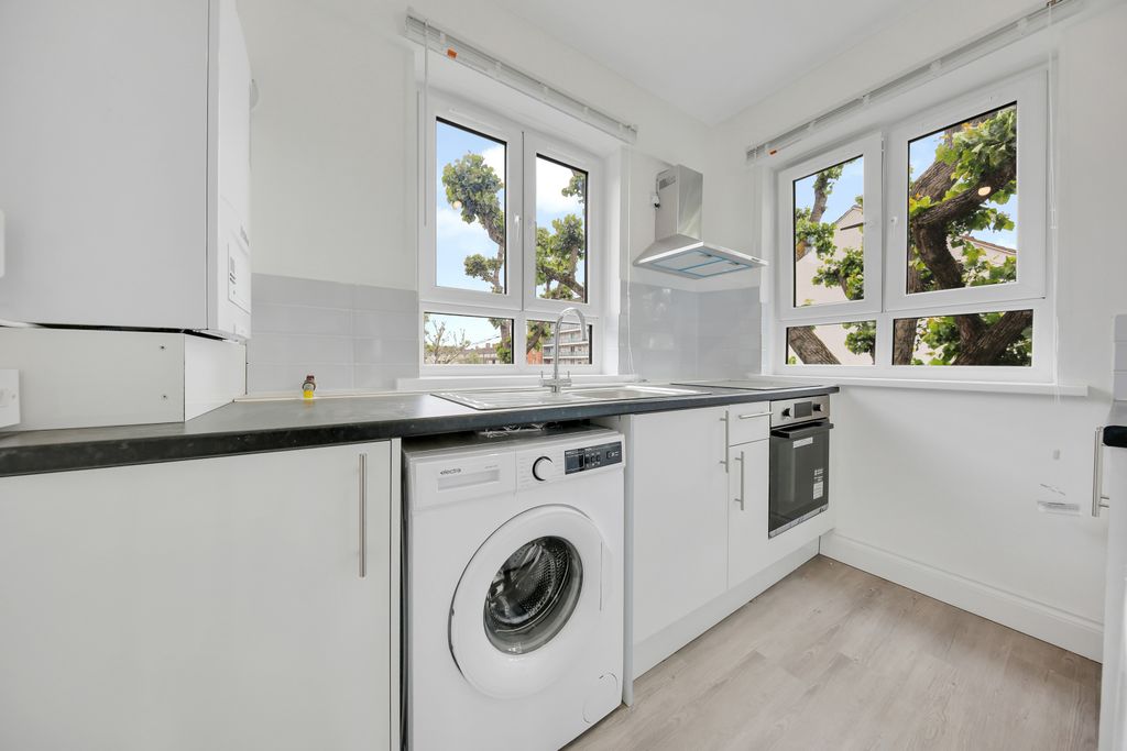 Property photo 2 of 10 Picture No. 09