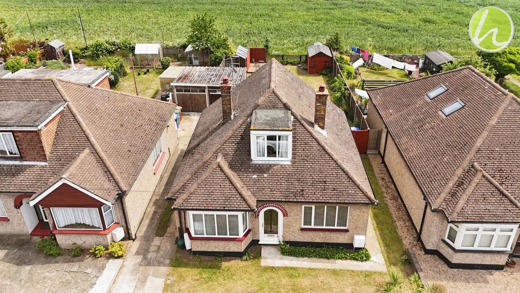 Property photo 2 of 24