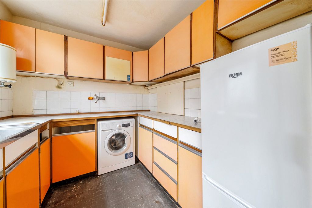 Property photo 3 of 20 Picture No. 12