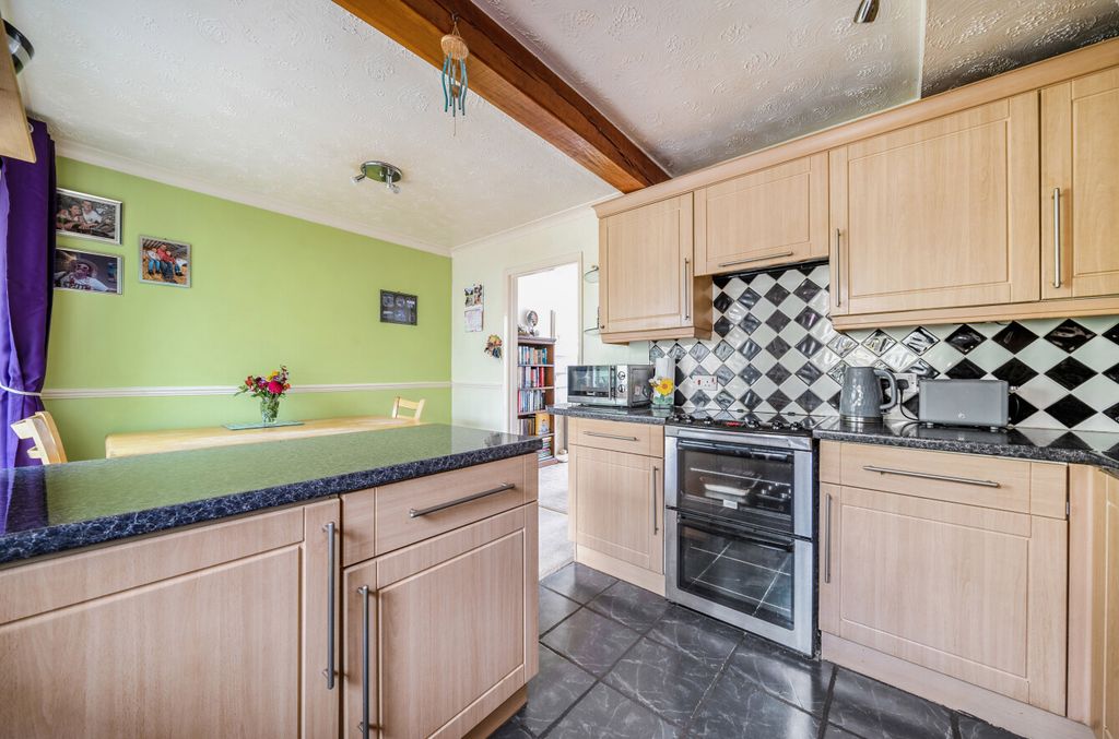 Property photo 3 of 16 Kitchen/Dining Room