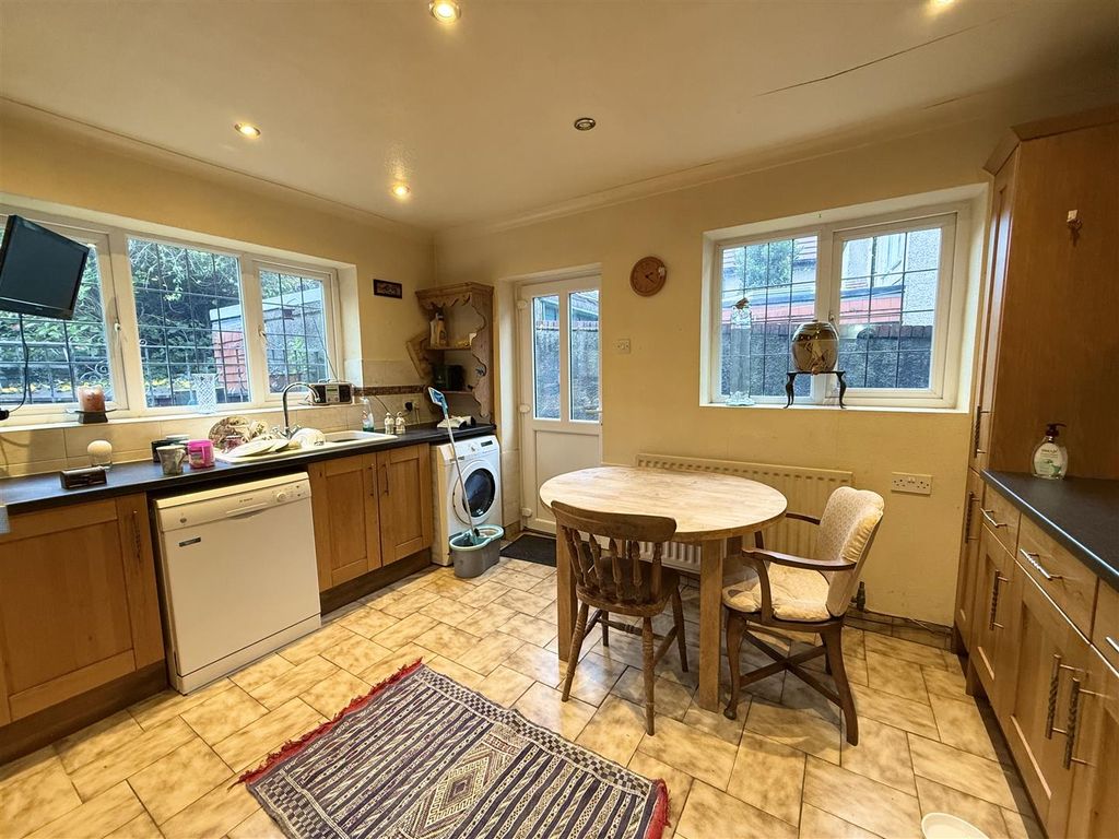 Property photo 3 of 16 Image1 (9).Jpeg