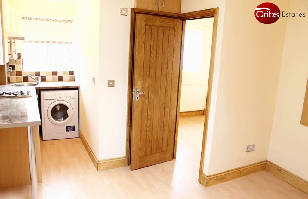Property photo 3 of 7 Gallery