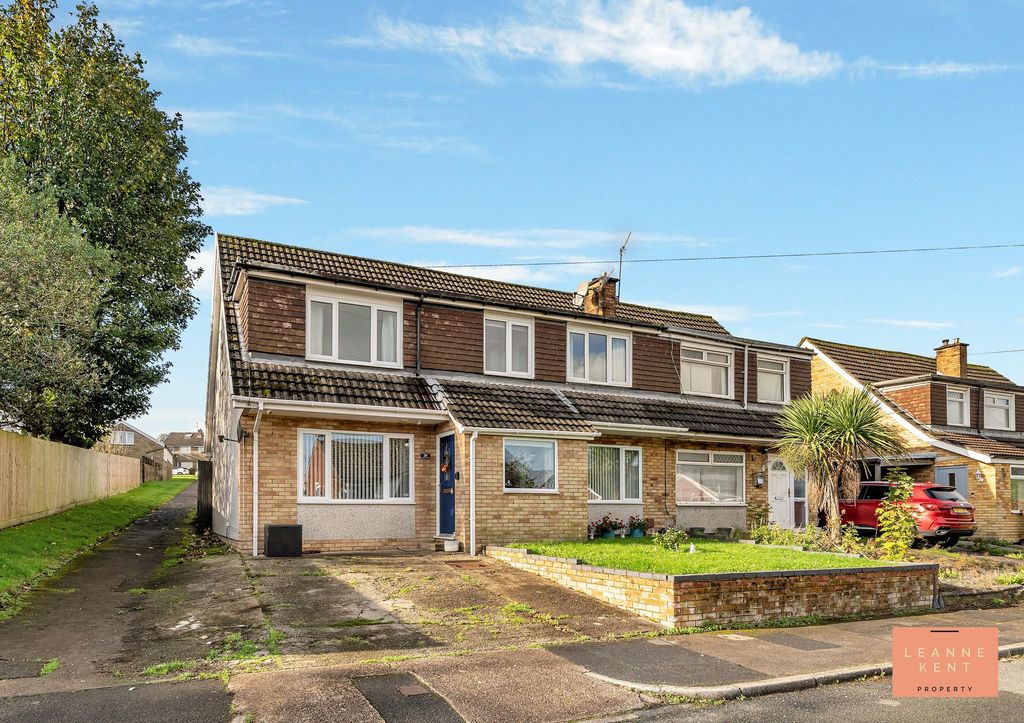 Property photo 1 of 33