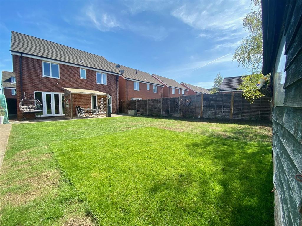 Property photo 3 of 26