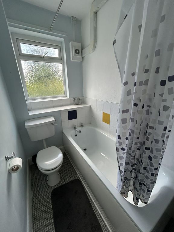 Property photo 3 of 3