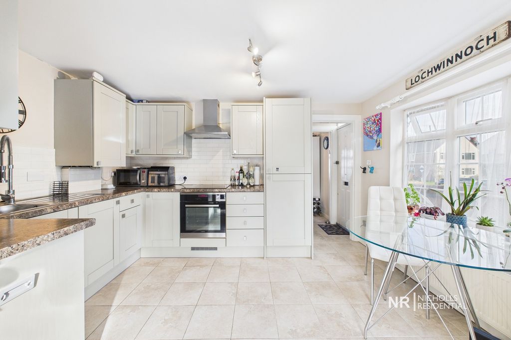Property photo 2 of 15 Kitchen-Breakfast Room 2