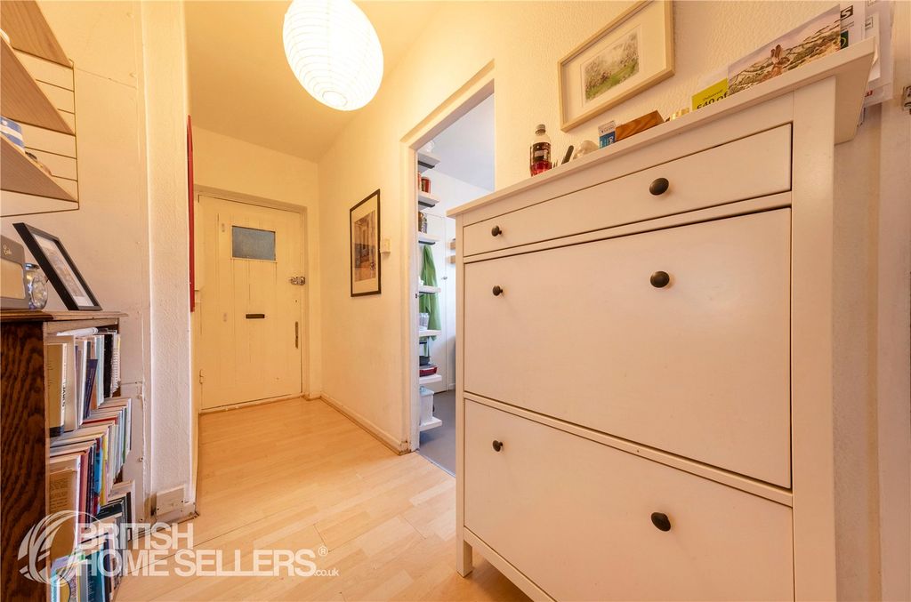 Property photo 3 of 19 Picture No. 20