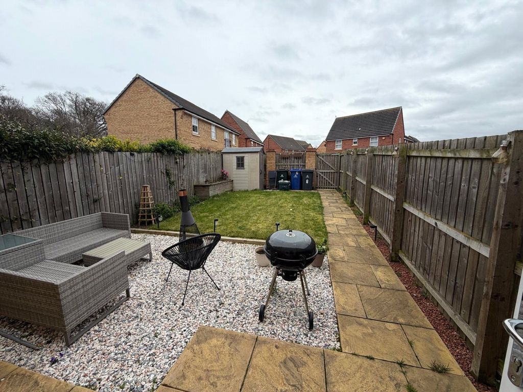 Property photo 2 of 14 Garden