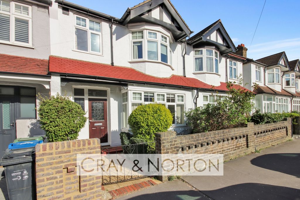 Property photo 1 of 14 Photo 15