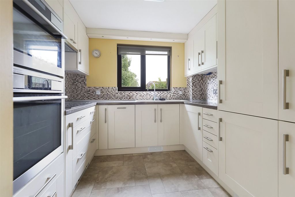 Property photo 1 of 14 Picture No. 06