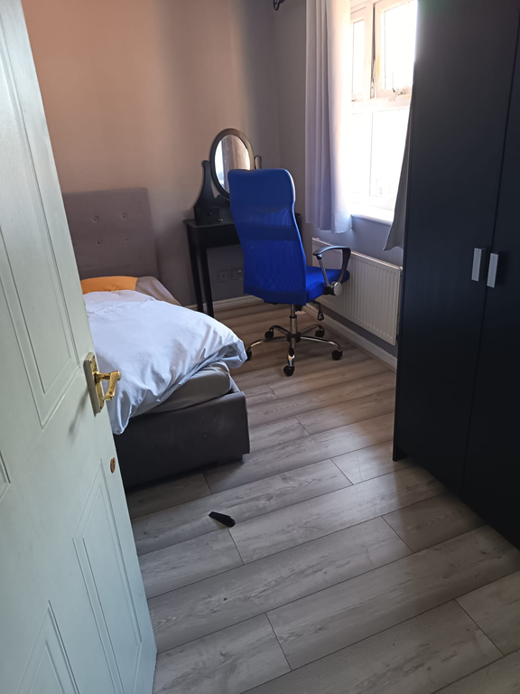 Property photo 3 of 4