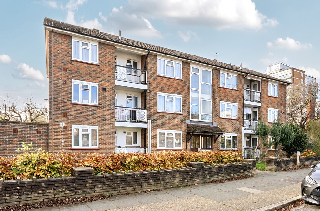 Property photo 1 of 10