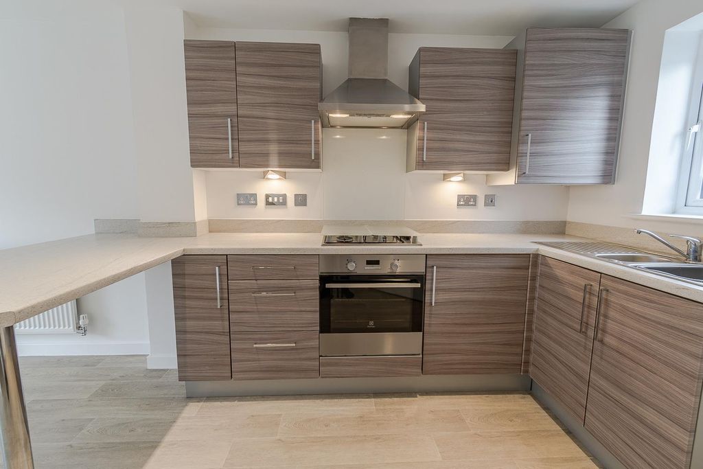 Property photo 3 of 18 Kitchen / Living / Dining