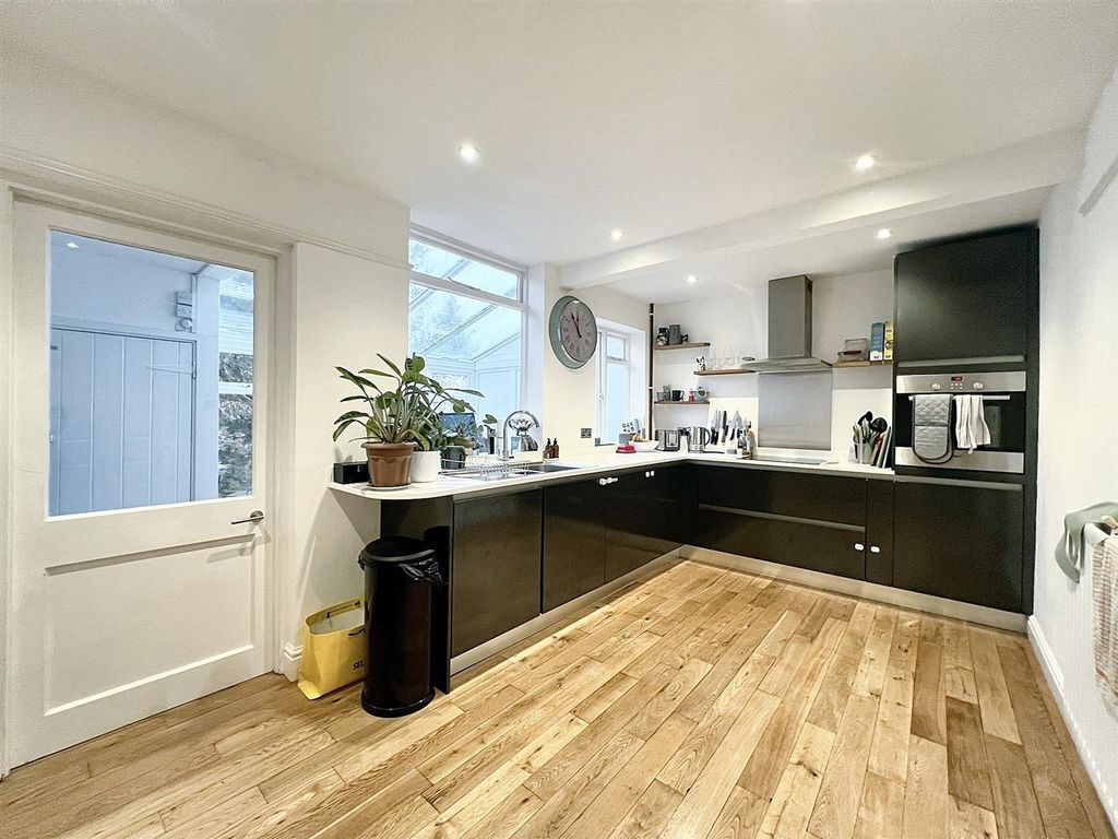 Property photo 3 of 13 Img_9694.Jpg