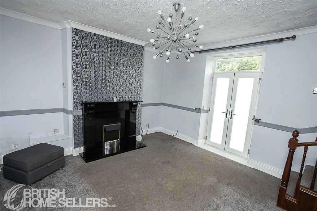 Property photo 3 of 13 Picture No. 15