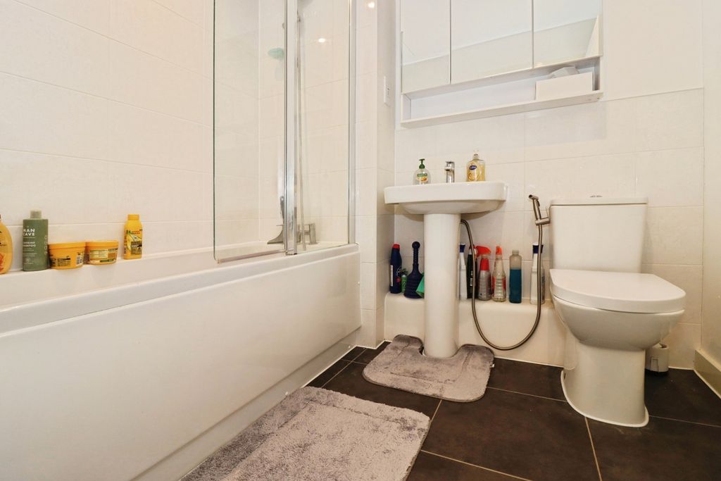 Property photo 3 of 16 Pbox-Img.Jpg