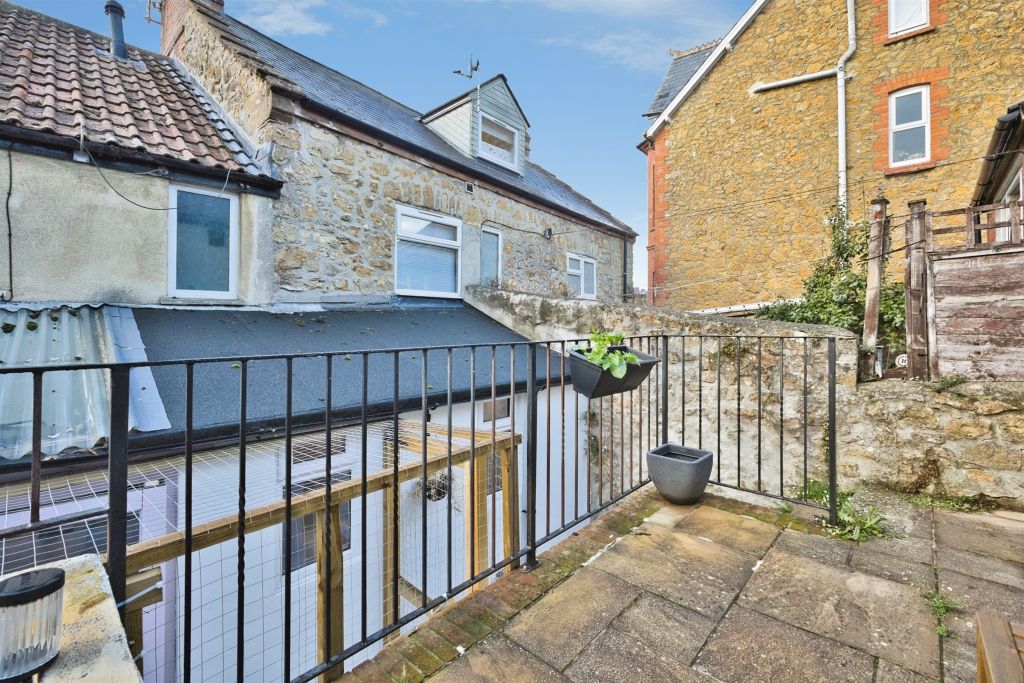 Property photo 3 of 13