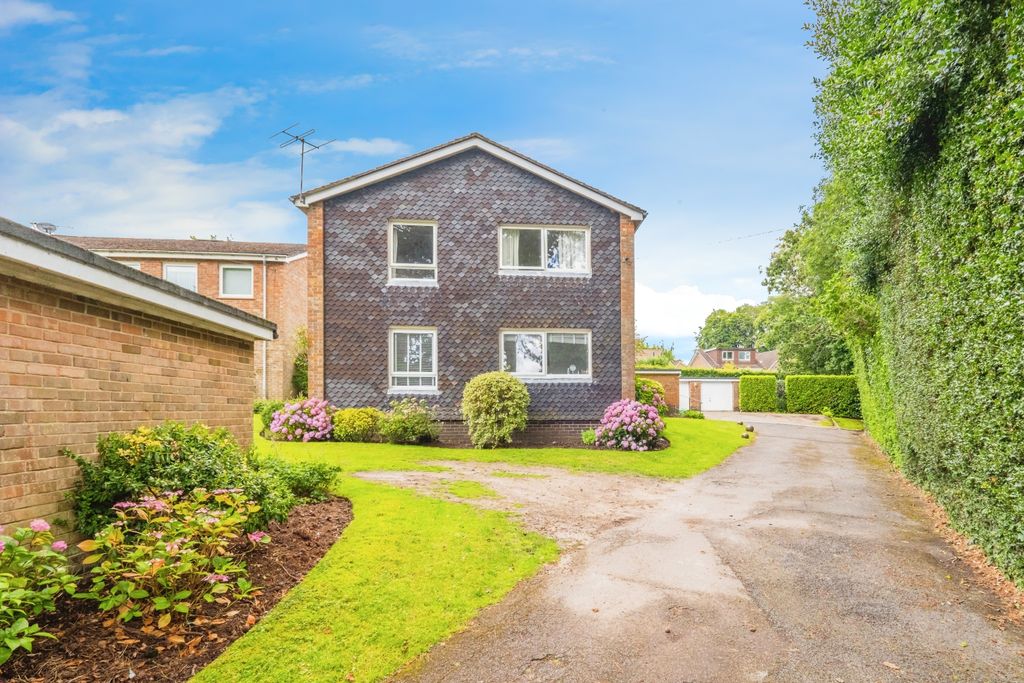 Property photo 1 of 18 Photography