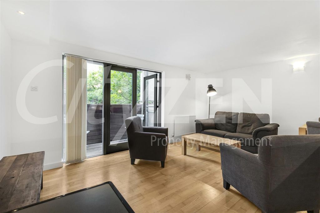 Property photo 1 of 16 Reception Room
