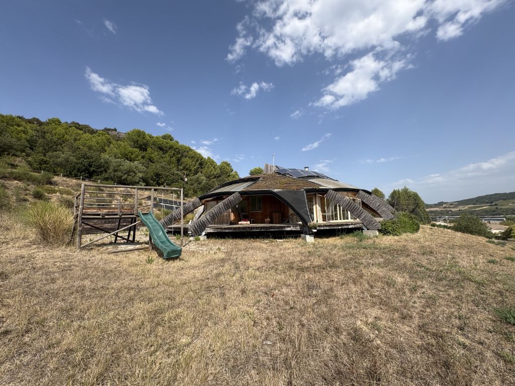 Property photo 3 of 22 Photo_3E5B1B8B987851B1d2604Aee5c1905B7