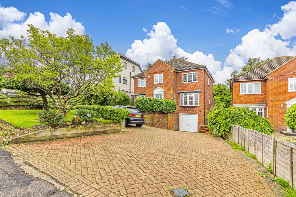 Property photo 1 of 39 Picture No. 52