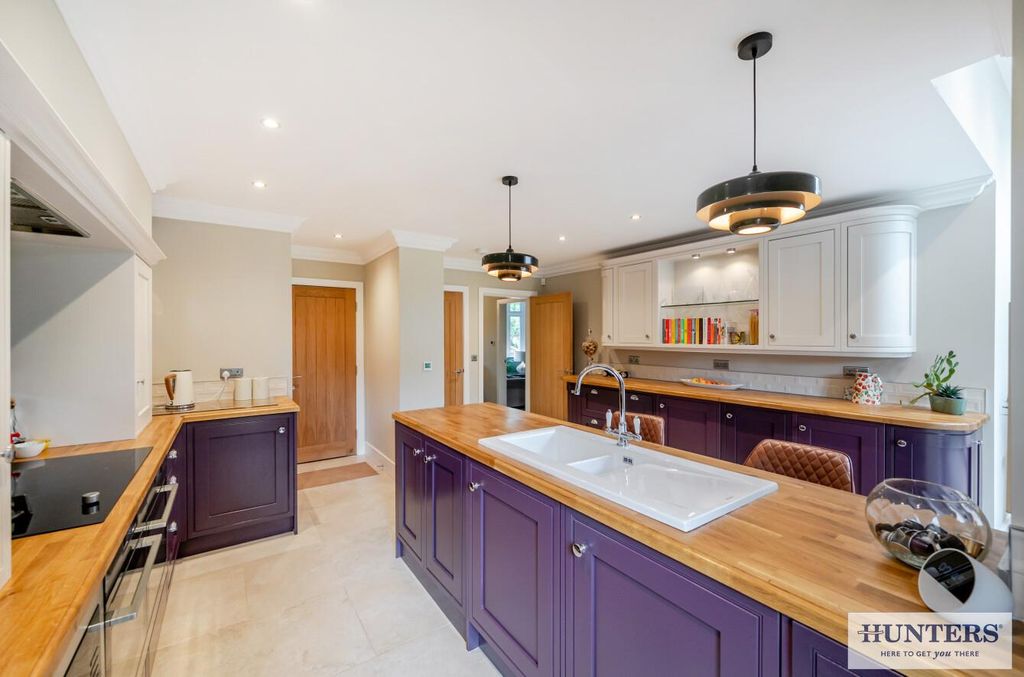 Property photo 3 of 22 B468Ccd3-450c-4B9B-B55E-d7B2A04B772d.Jpg