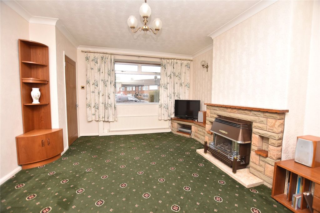 Property photo 2 of 14 Picture No. 41