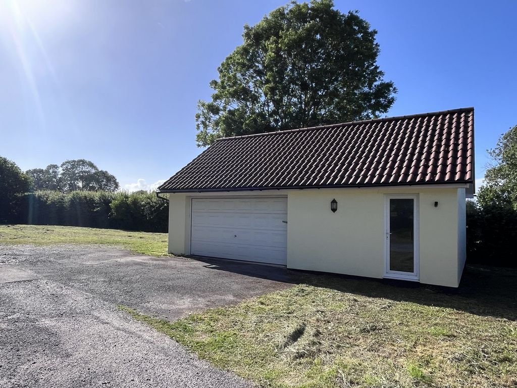 Property photo 3 of 38 Not Specified