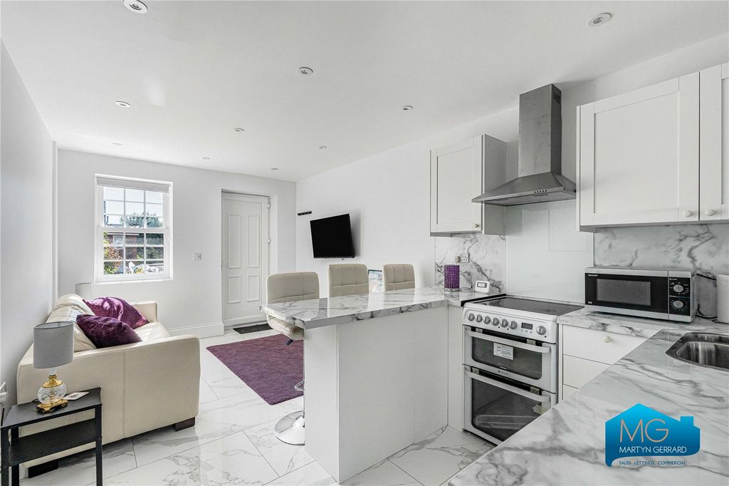 Property photo 1 of 8 Picture No. 05