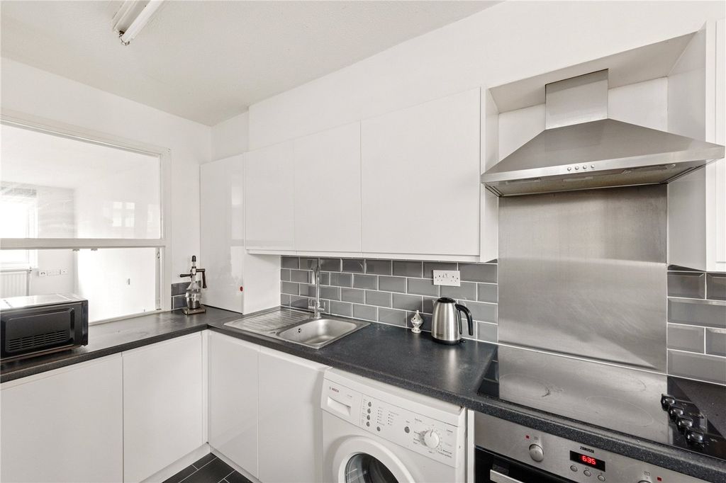 Property photo 3 of 10 Picture No. 23