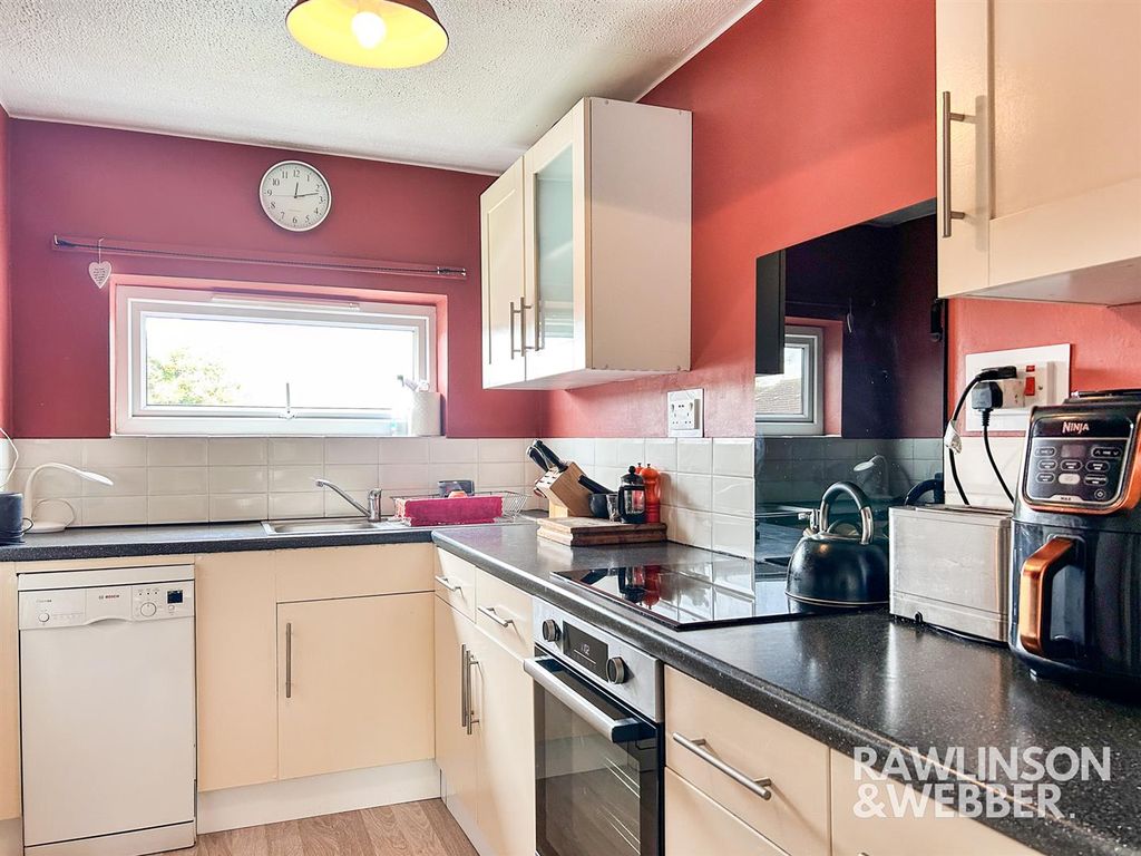 Property photo 3 of 12 Img_1745.Jpg