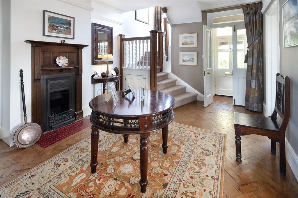 Property photo 2 of 20 Hall