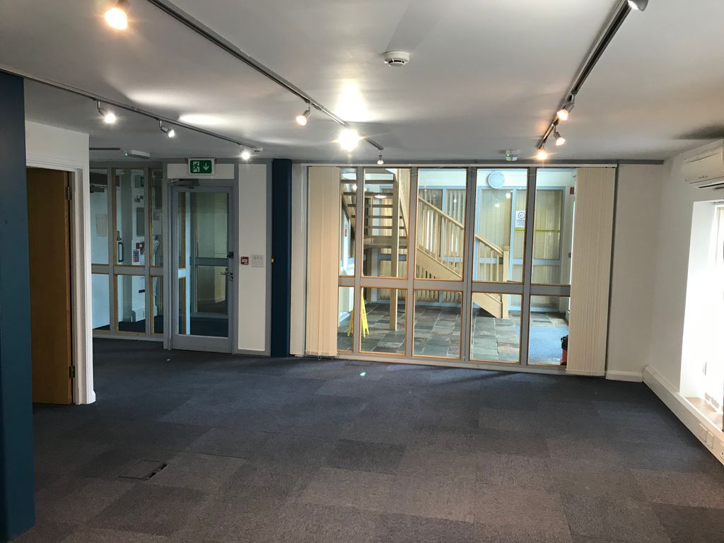 Property photo 2 of 3 Copley Hill Offices To Let