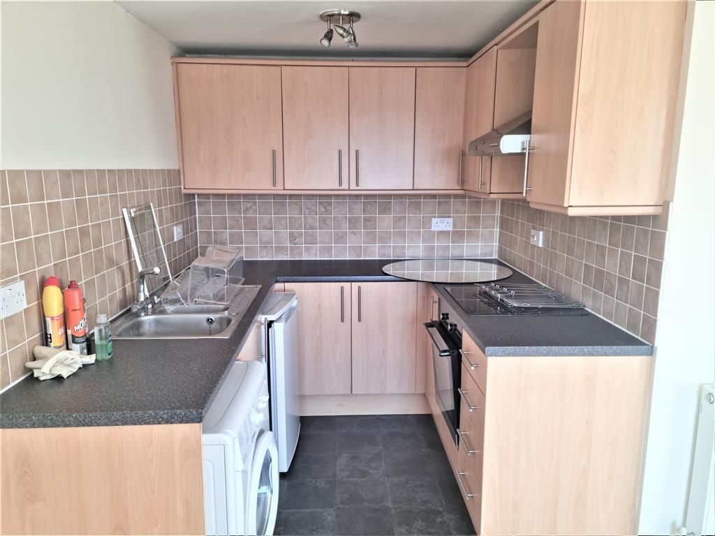 Property photo 2 of 4 Kitchen