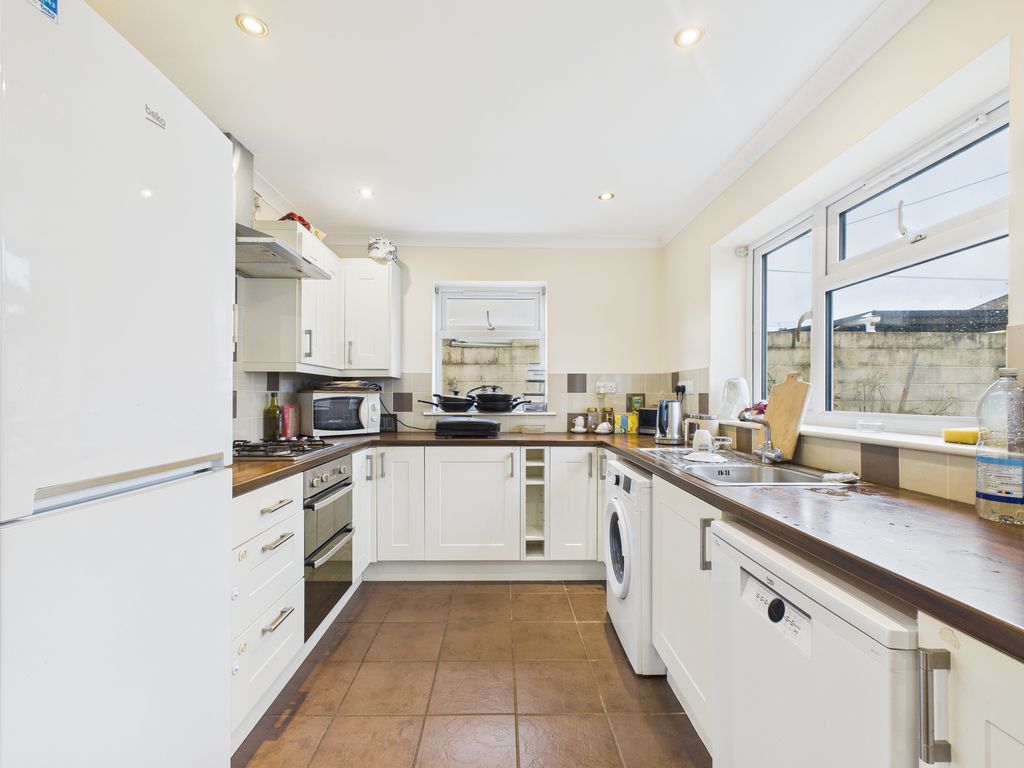 Property photo 3 of 13 Kitchen/Diner