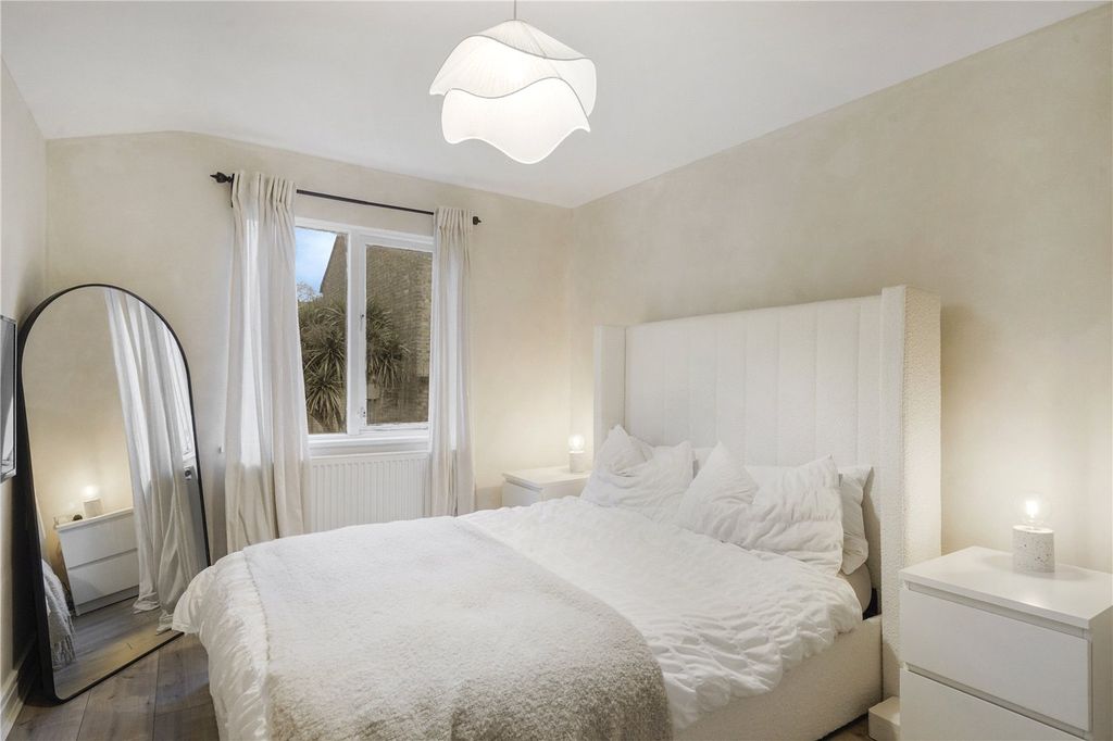 Property photo 3 of 15 Picture No. 04