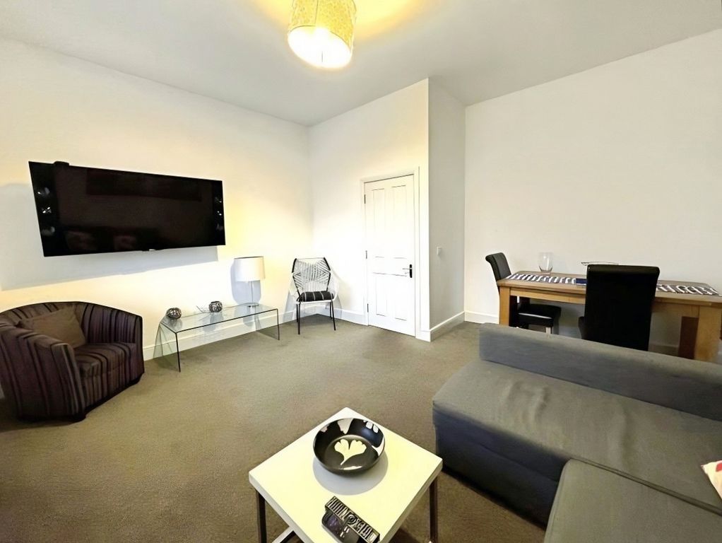 Property photo 2 of 11 Pbox-Img.Jpg