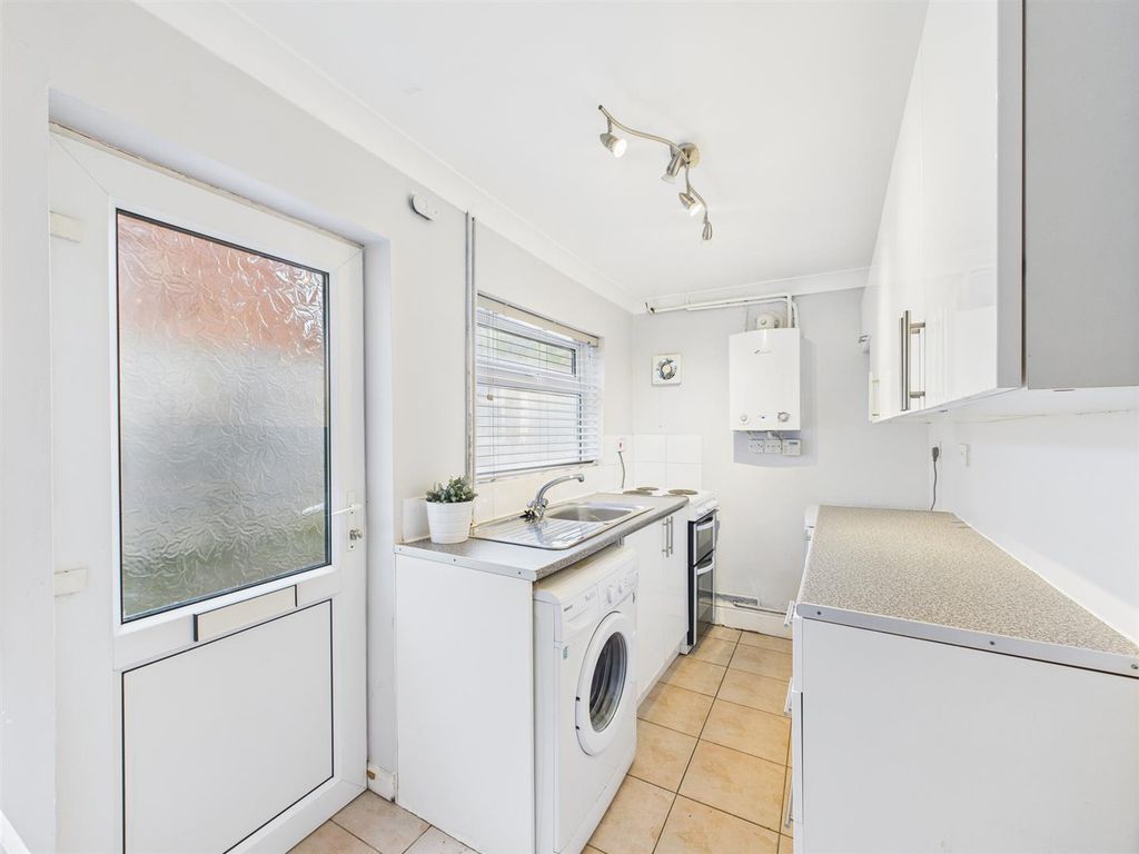 Property photo 3 of 6 Cam04063G0-Pr0118-Still003.Jpg