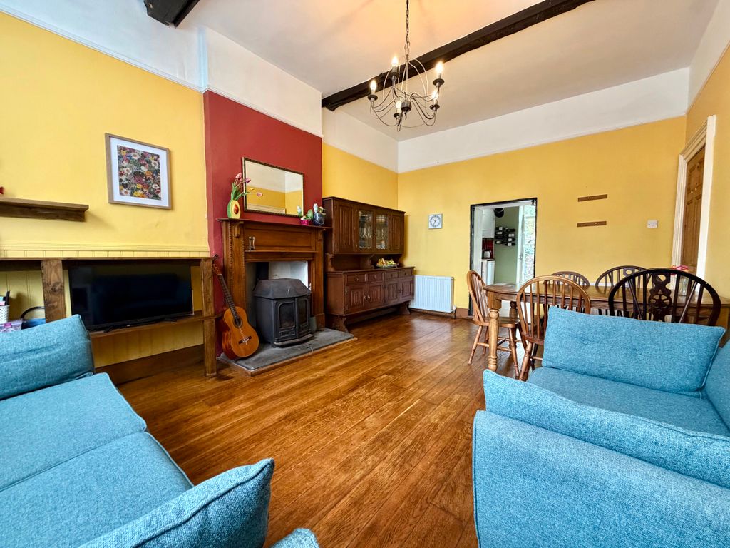 Property photo 3 of 55