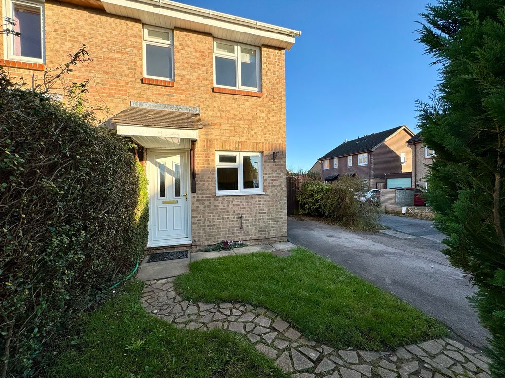 Property photo 1 of 11 Streetview
