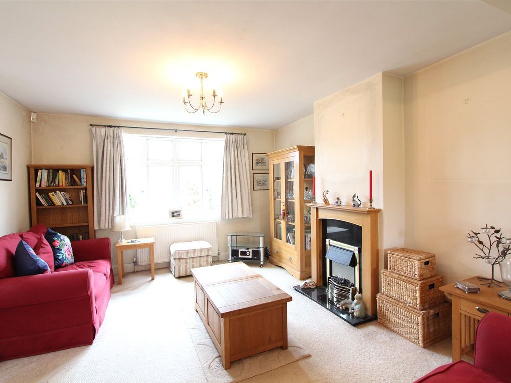 Property photo 2 of 9