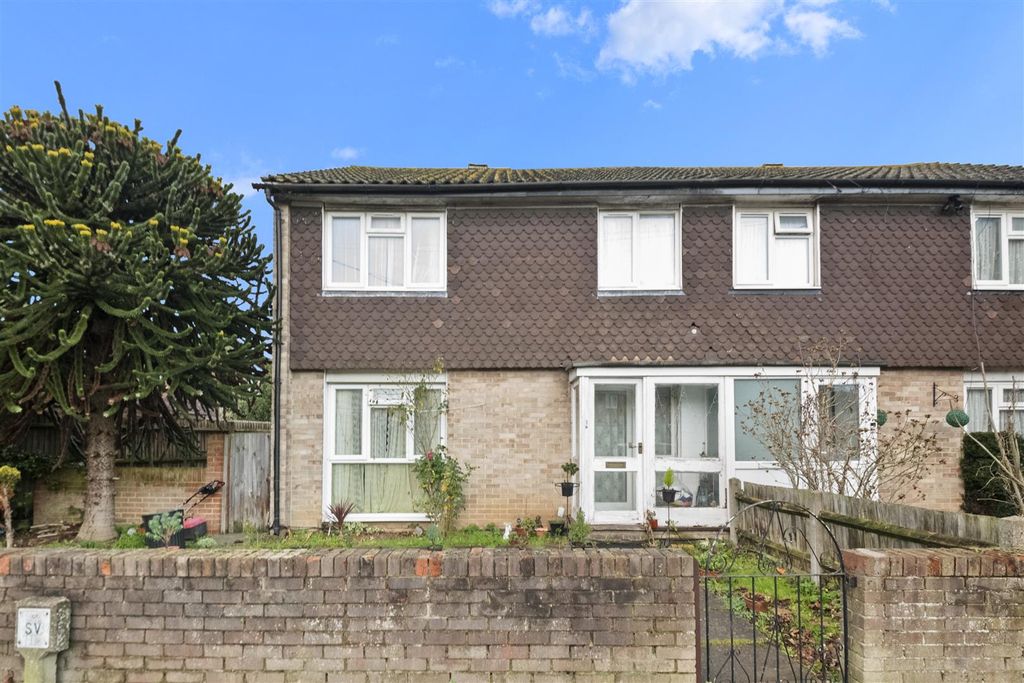 Property photo 1 of 11