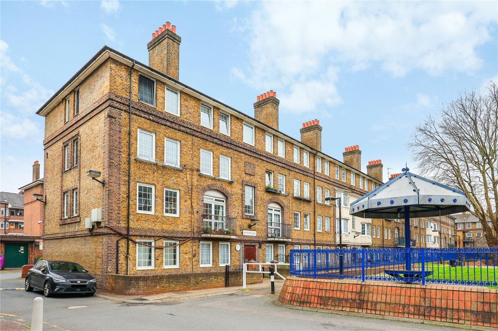 Property photo 1 of 7